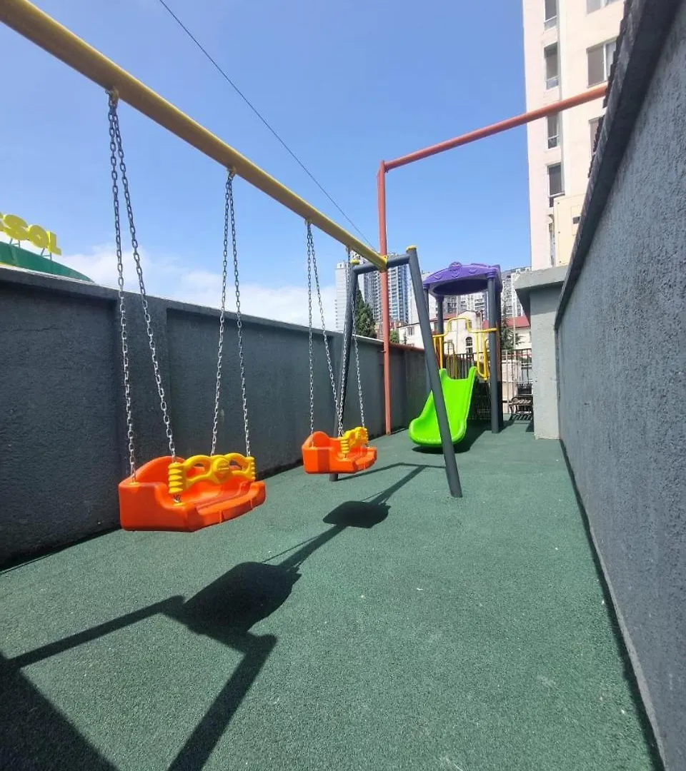 Номер Студия Status House Batumi Apartmán